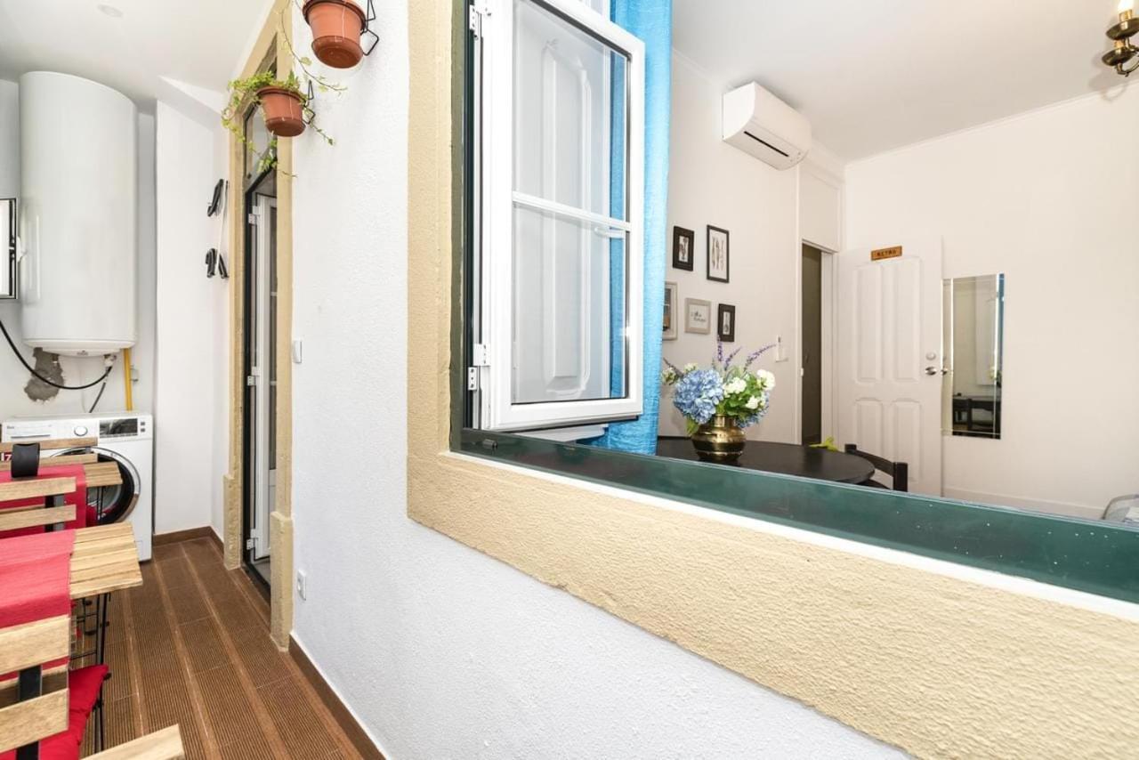 Exotic M2 R2 - Comfortable Classy Double With Shared Bath Casa de hóspedes Lisboa